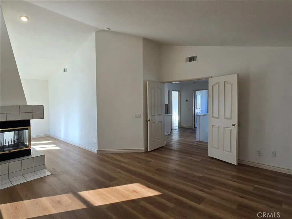12334 Navajo, Victorville, California 92392 home-pic-21