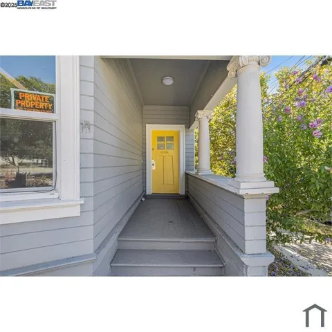 191 W Mc Arthur, Oakland, California 94611