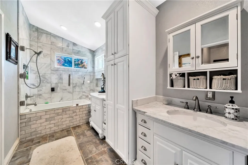 1475 Labrador, Corona, California 92882 home-pic-38