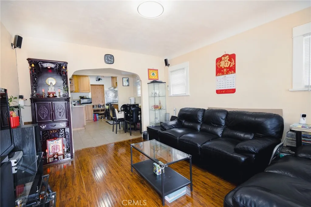 4284 Dwight, San Diego, California 92105 home-pic-14