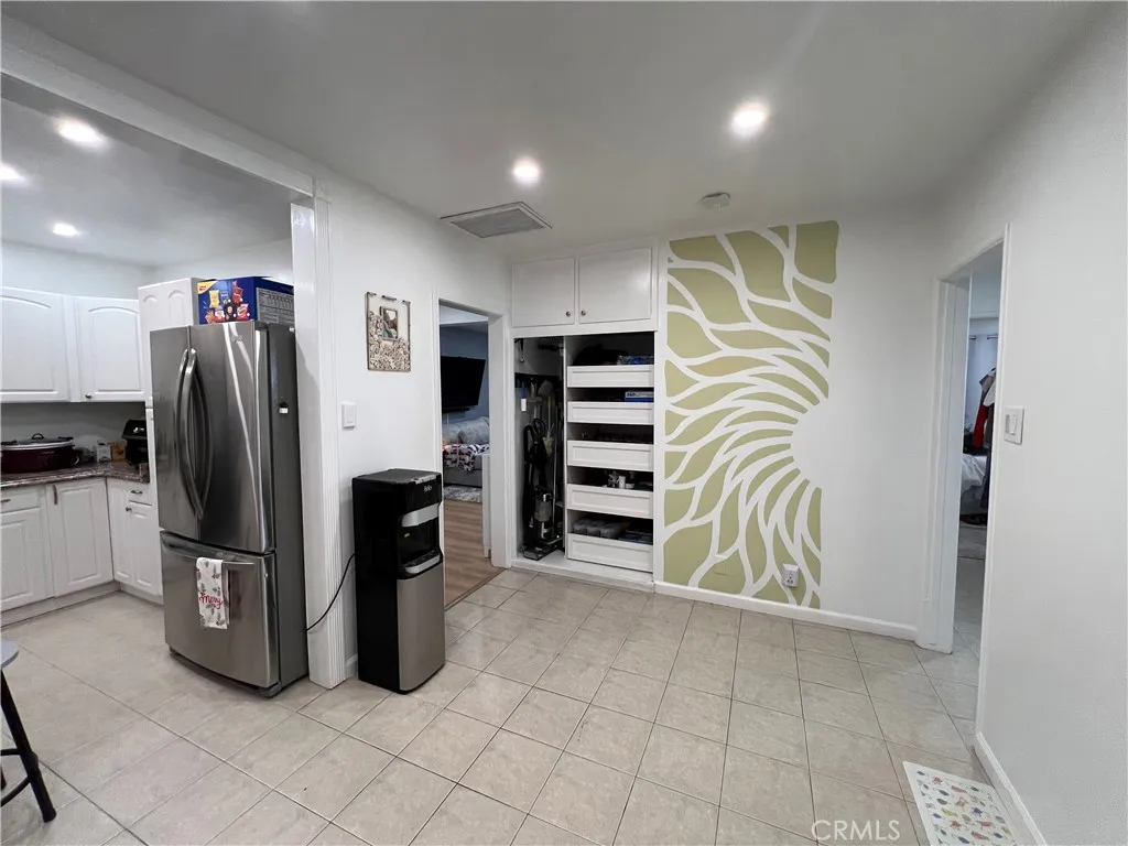 1188 N 3rd, Upland, California 91786 home-pic-23