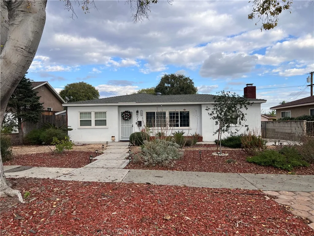 1188 N 3rd, Upland, California 91786 home-pic-1