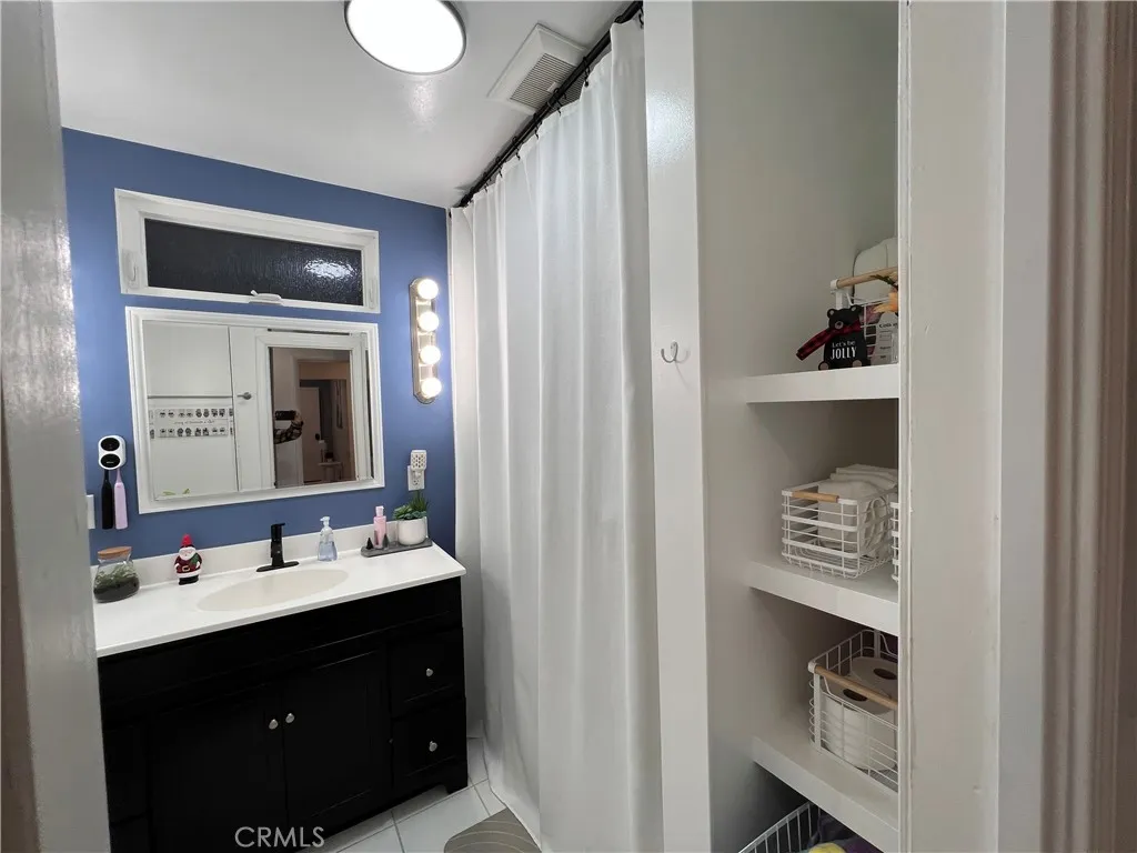 1188 N 3rd, Upland, California 91786 home-pic-20