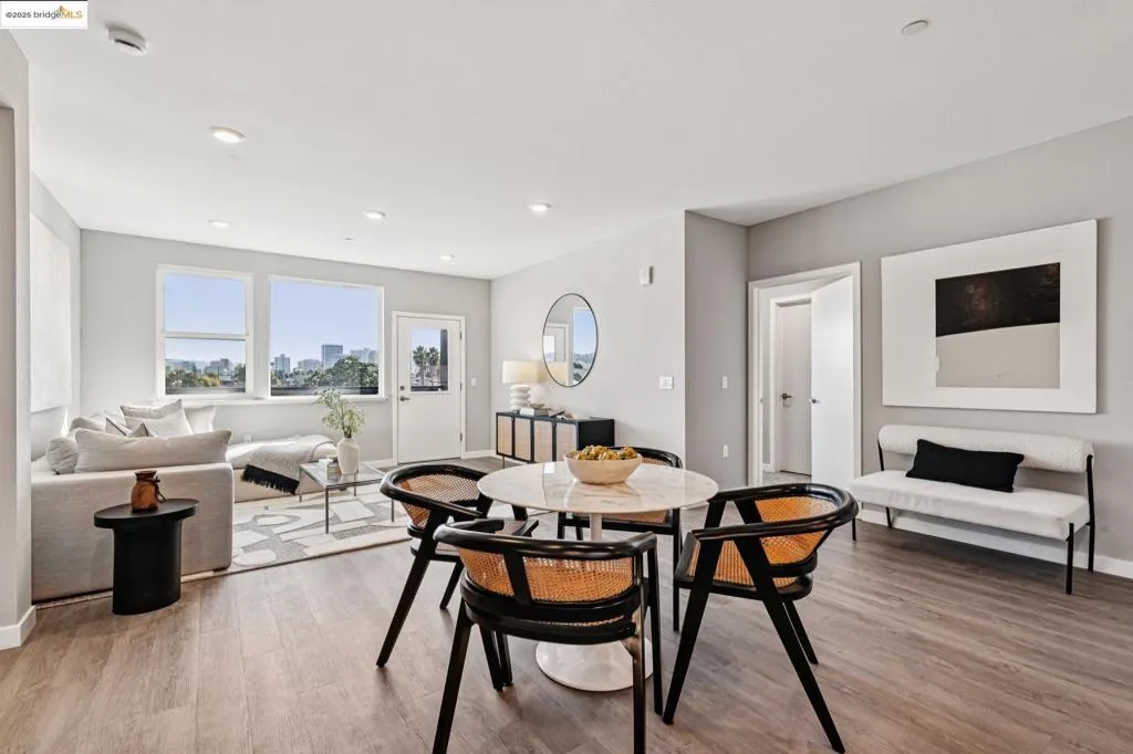 2400 Adeline St 404, Oakland, California 94607 home-pic-10