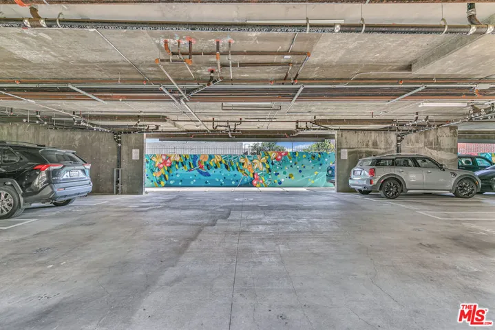 747 Lillian Way 5, Los Angeles, California 90038