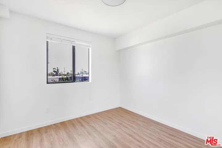 747 Lillian Way 5, Los Angeles, California 90038