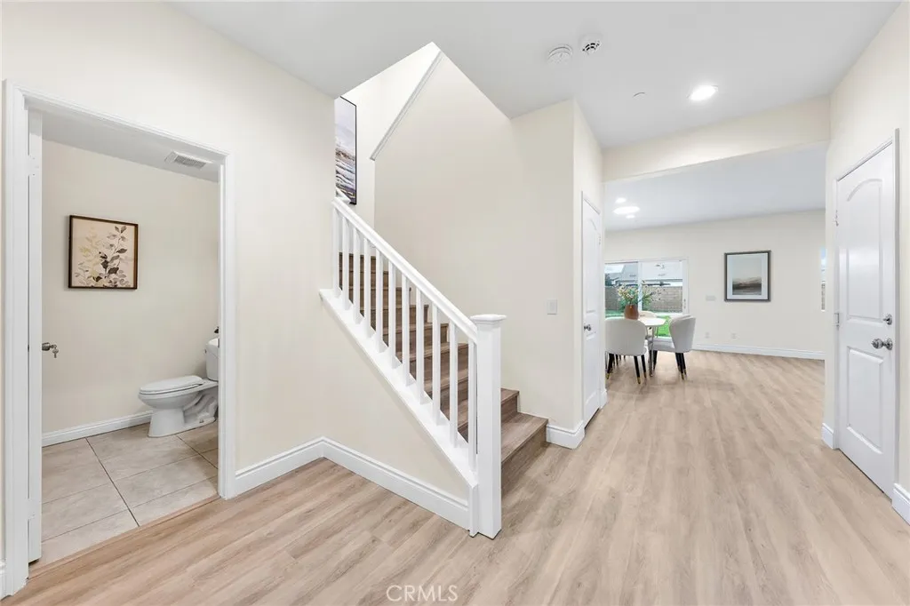 3262 S Portsmouth, Ontario, California 91761 home-pic-10