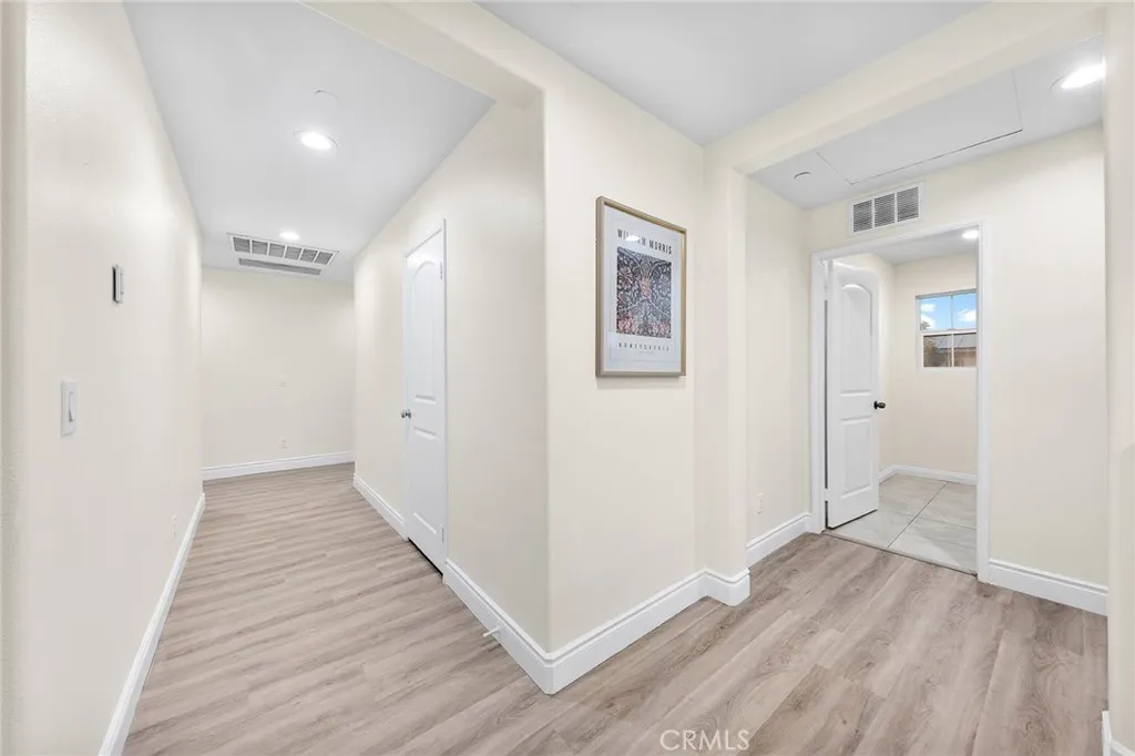 3262 S Portsmouth, Ontario, California 91761 home-pic-38