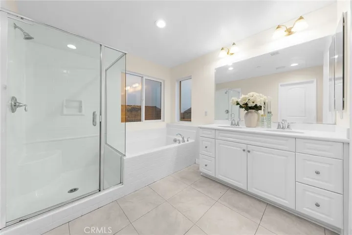 3262 S Portsmouth, Ontario, California 91761