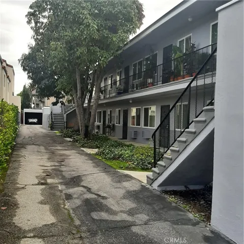 Side View (Front to Back)