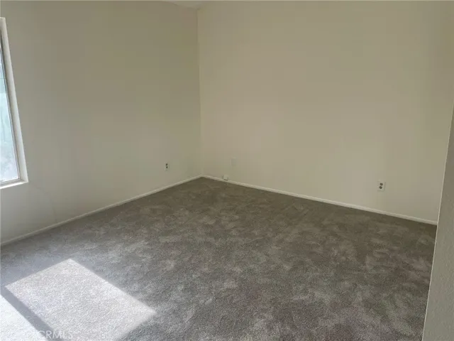 9740 Sepulveda Boulevard 18, North Hills, California 91343