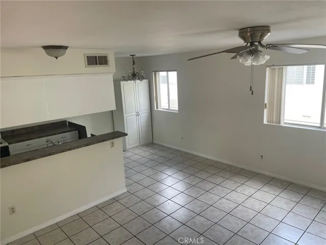 Kitchen- breakfast area and a big dinning area