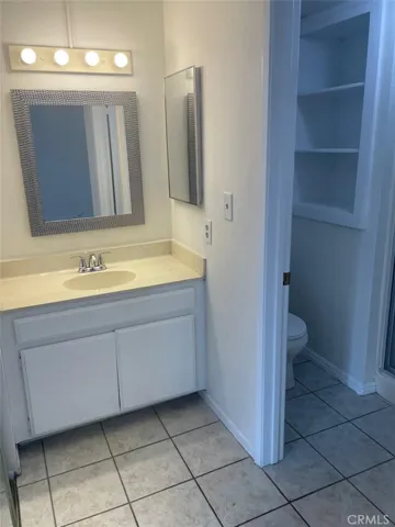 9740 Sepulveda Boulevard 18, North Hills, California 91343