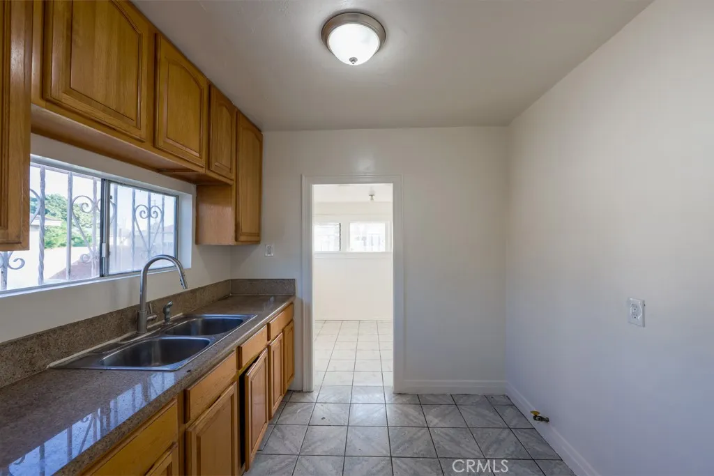 3316 112th W, Inglewood, California 90304 home-pic-14