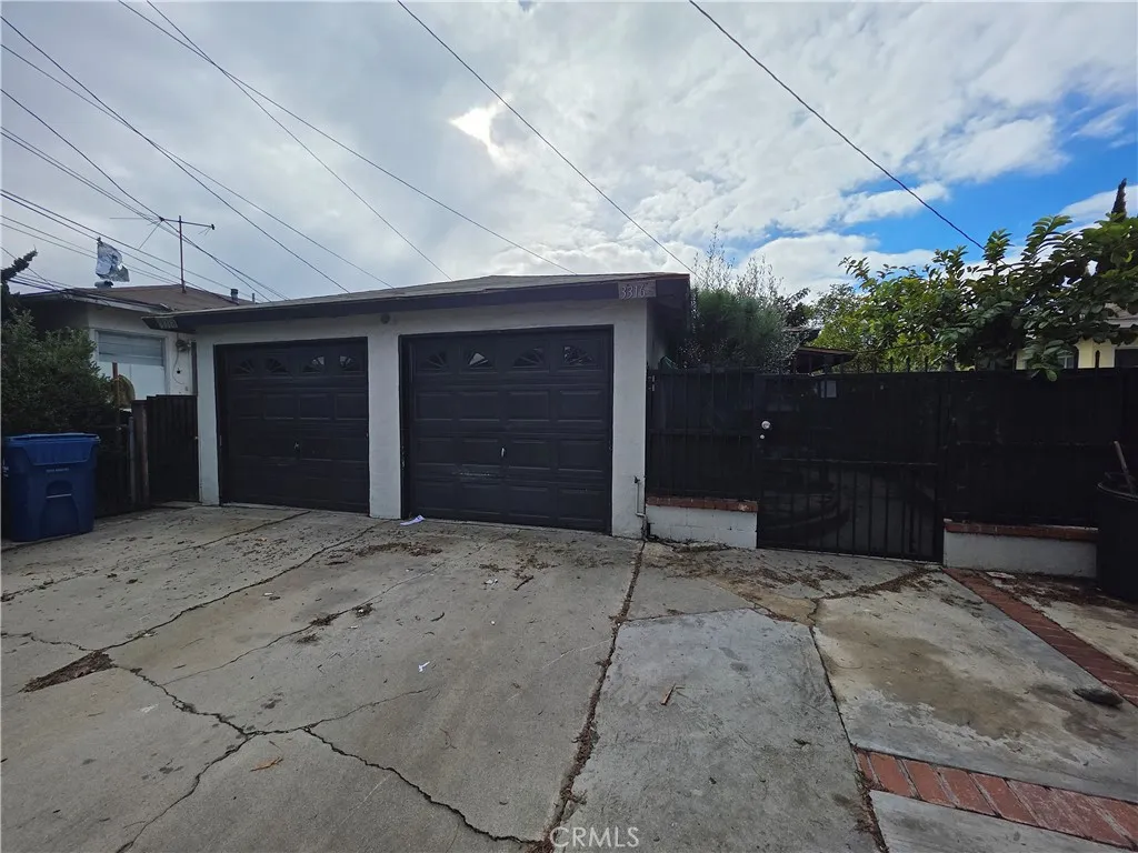 3316 112th W, Inglewood, California 90304 home-pic-0