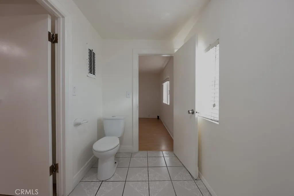 3316 112th W, Inglewood, California 90304 home-pic-9