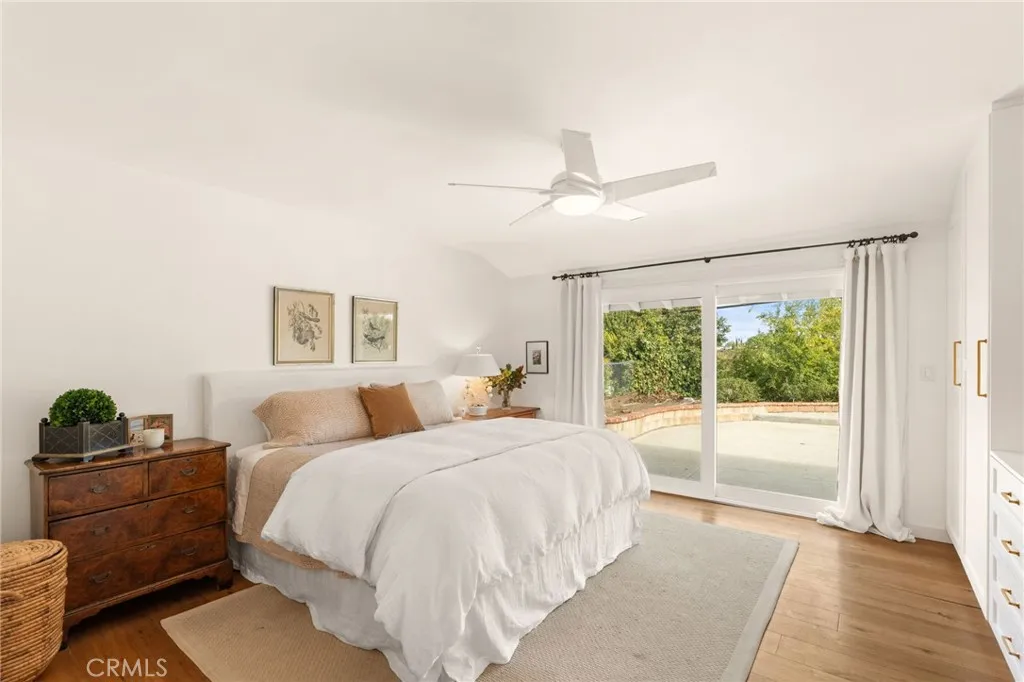 23843 Crosson Drive, Woodland Hills, California 91367 home-pic-18