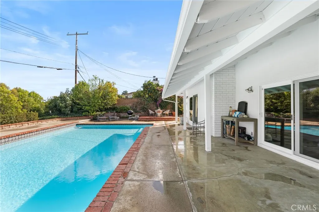 23843 Crosson Drive, Woodland Hills, California 91367 home-pic-28