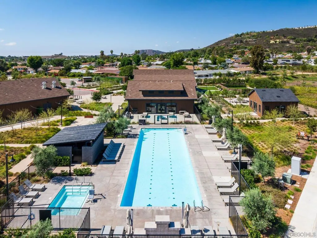 1091 Barry Pl, Escondido, California 92026 home-pic-31