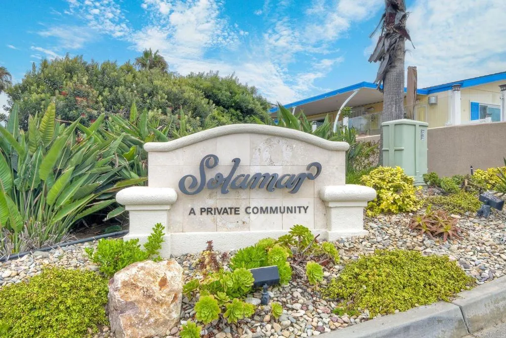 6494 Friendly Place, Carlsbad, California 92011 home-pic-48