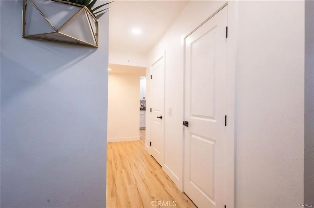 256 E Mission, Corona, California 92879 home-pic-19