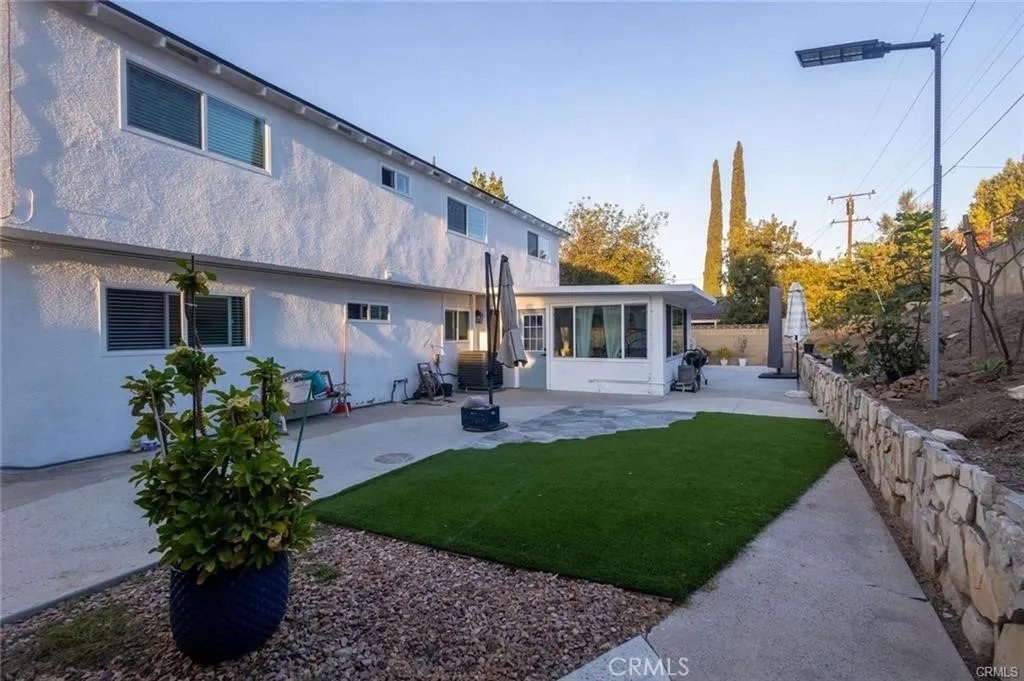 256 E Mission, Corona, California 92879 home-pic-21