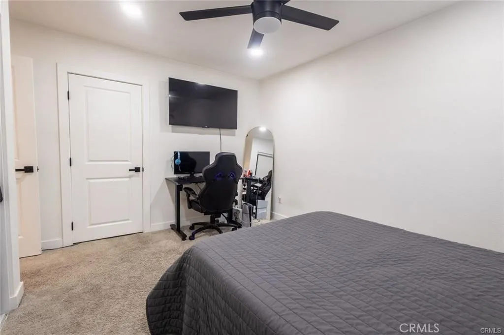 256 E Mission, Corona, California 92879 home-pic-15