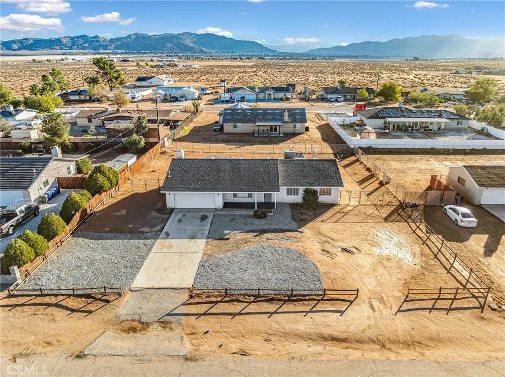 16641 Montauk Road, Apple Valley, California 92307 home-pic-4