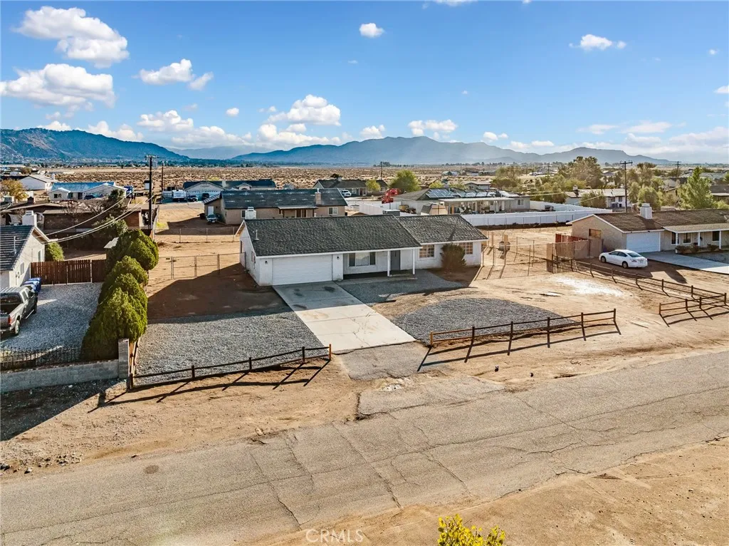 16641 Montauk Road, Apple Valley, California 92307 home-pic-7