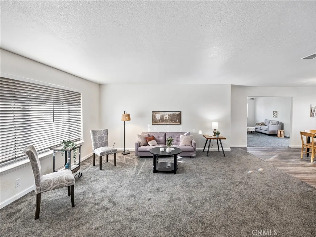 16641 Montauk Road, Apple Valley, California 92307 home-pic-11