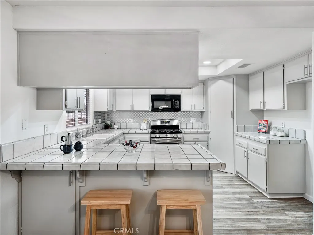 16641 Montauk Road, Apple Valley, California 92307 home-pic-17