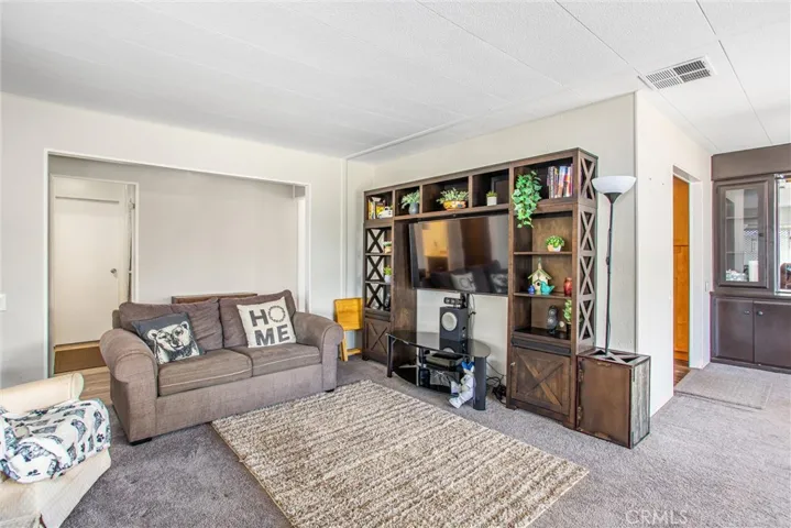 2755 W Arrow Hwy 95, La Verne, California 91750