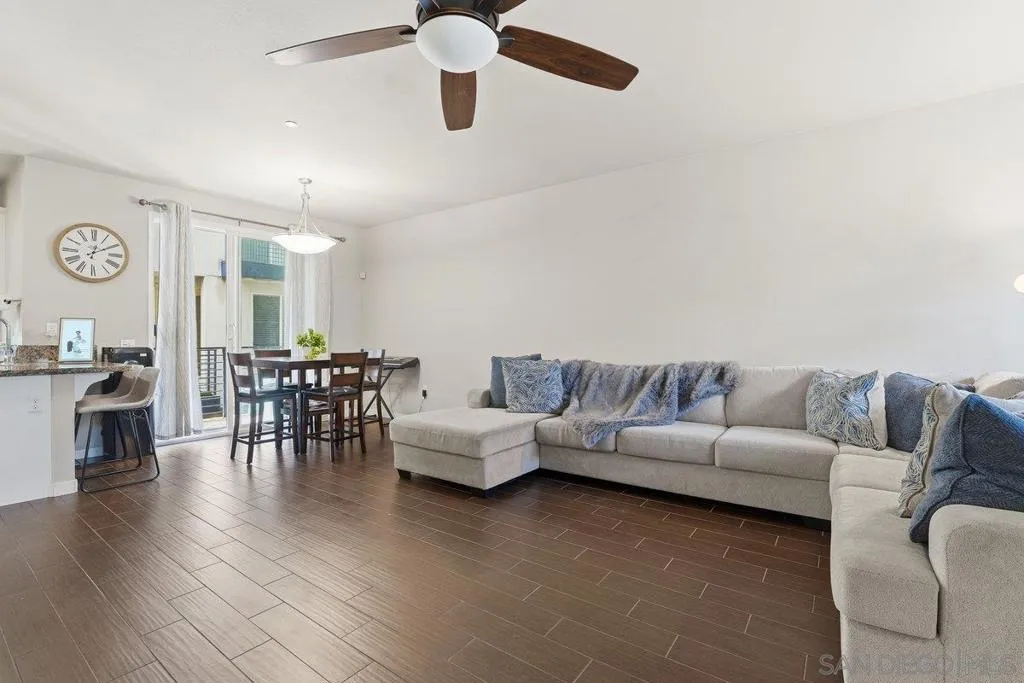 4543 Rainier Avenue Unit 19, San Diego, California 92120 home-pic-8