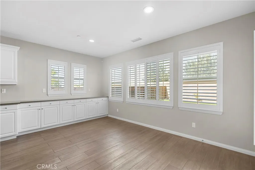 29916 Lomond Drive, Menifee, California 92585 home-pic-11