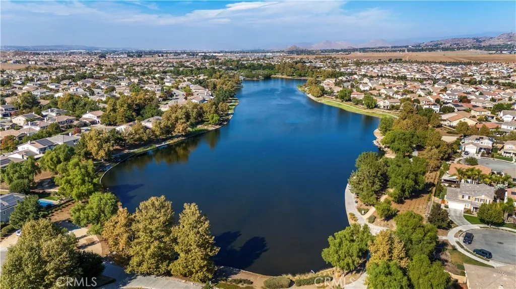 29916 Lomond Drive, Menifee, California 92585 home-pic-24