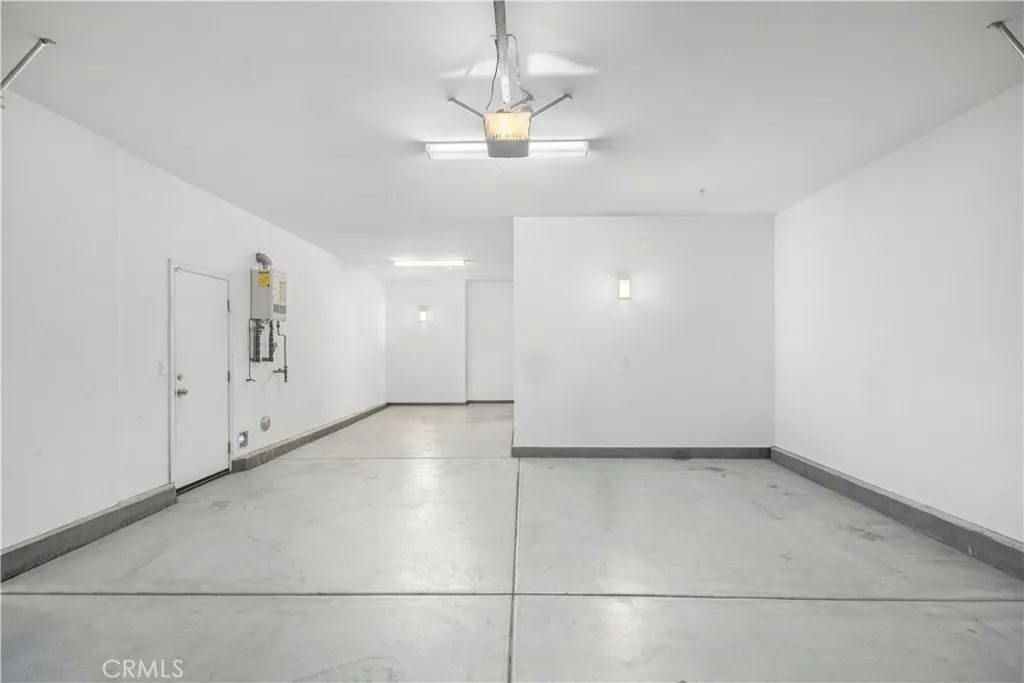 29916 Lomond Drive, Menifee, California 92585 home-pic-20