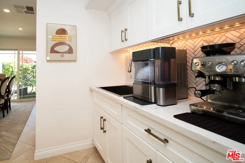 879 Shadowgrove Street, Brea, California 92821 home-pic-14