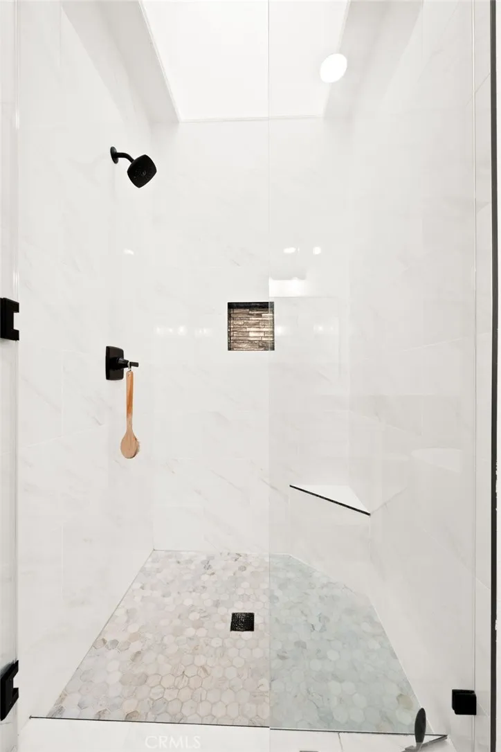 38521 Glen Abbey, Murrieta, California 92562 home-pic-33