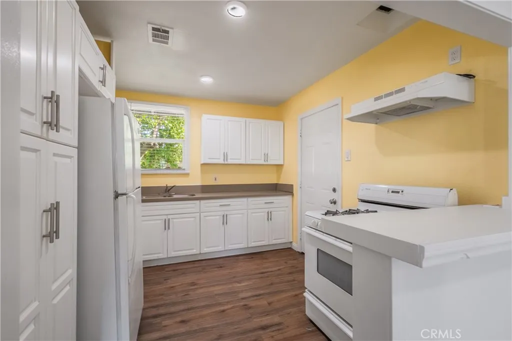 4568 Los Toros, Pico Rivera, California 90660 home-pic-6