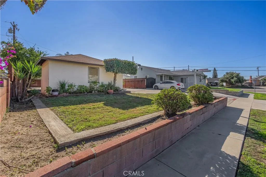 4568 Los Toros, Pico Rivera, California 90660 home-pic-21