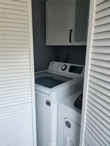 Inside laundry included