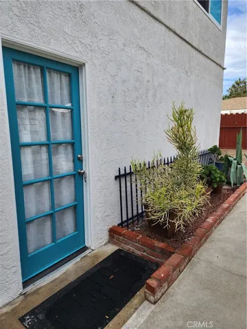 Unit B Entrance