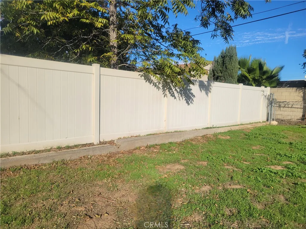 7341 Lillian Lane, Highland, California 92346 home-pic-8