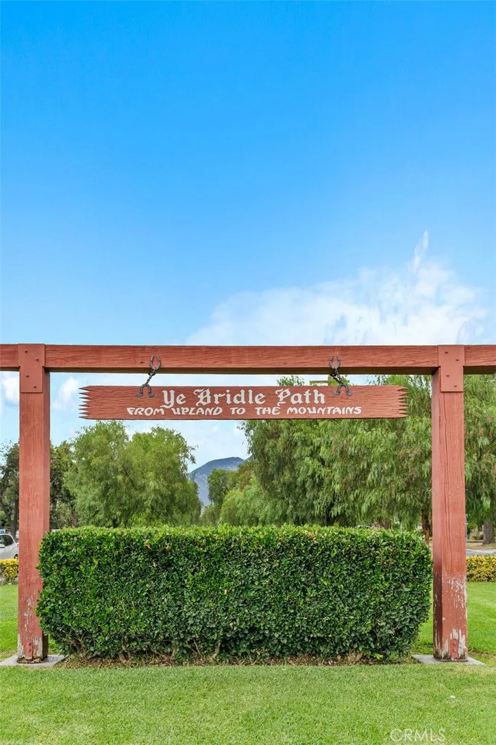 1346 N Euclid Avenue, Upland, California 91786 home-pic-33