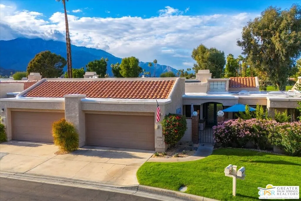 35951 E Paseo Circulo, Cathedral City, California 92234 home-pic-41