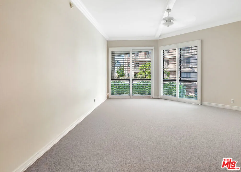 11808 Dorothy Street 206, Los Angeles, California 90049 home-pic-2