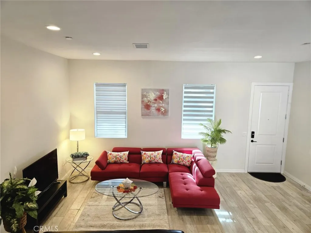 2600 Whispering Pines Drive, Running Springs, California 92382 home-pic-6