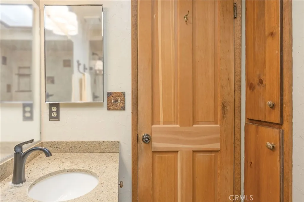 1200 Minton Drive, Big Bear City, California 92314 home-pic-21