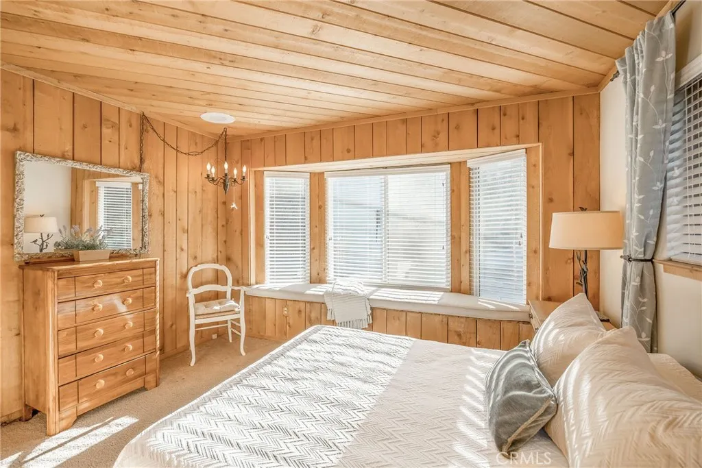 1200 Minton Drive, Big Bear City, California 92314 home-pic-18