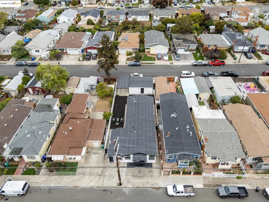 2839 Esmond Ave, Richmond, California 94804 home-pic-37